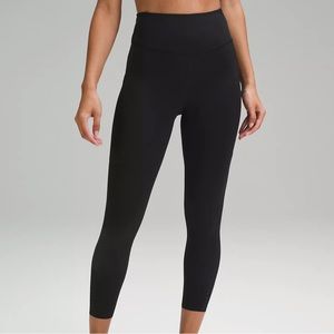 NWT Lululemon Athletica Fast and Free Tight High Rise 25” Size 6 Black
